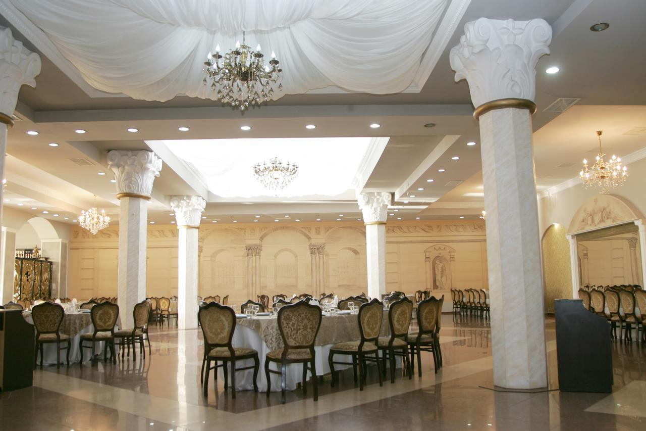 Hotel Eleon Kutaisi Exterior foto